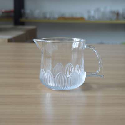 Lotus base measuring glass mug  liquor divider fair cup